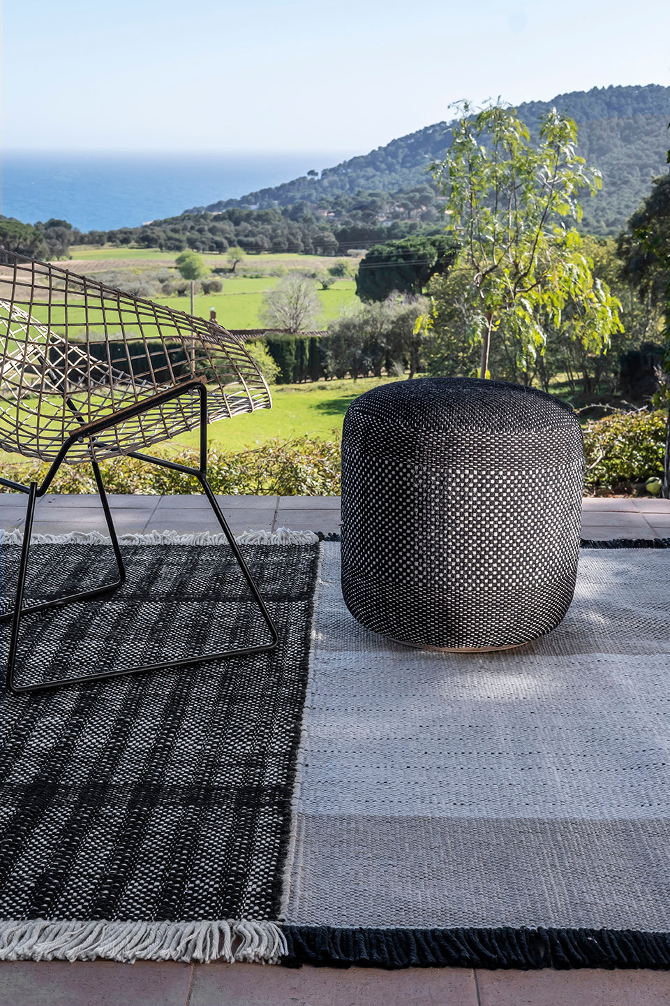 Tres Outdoor puff S